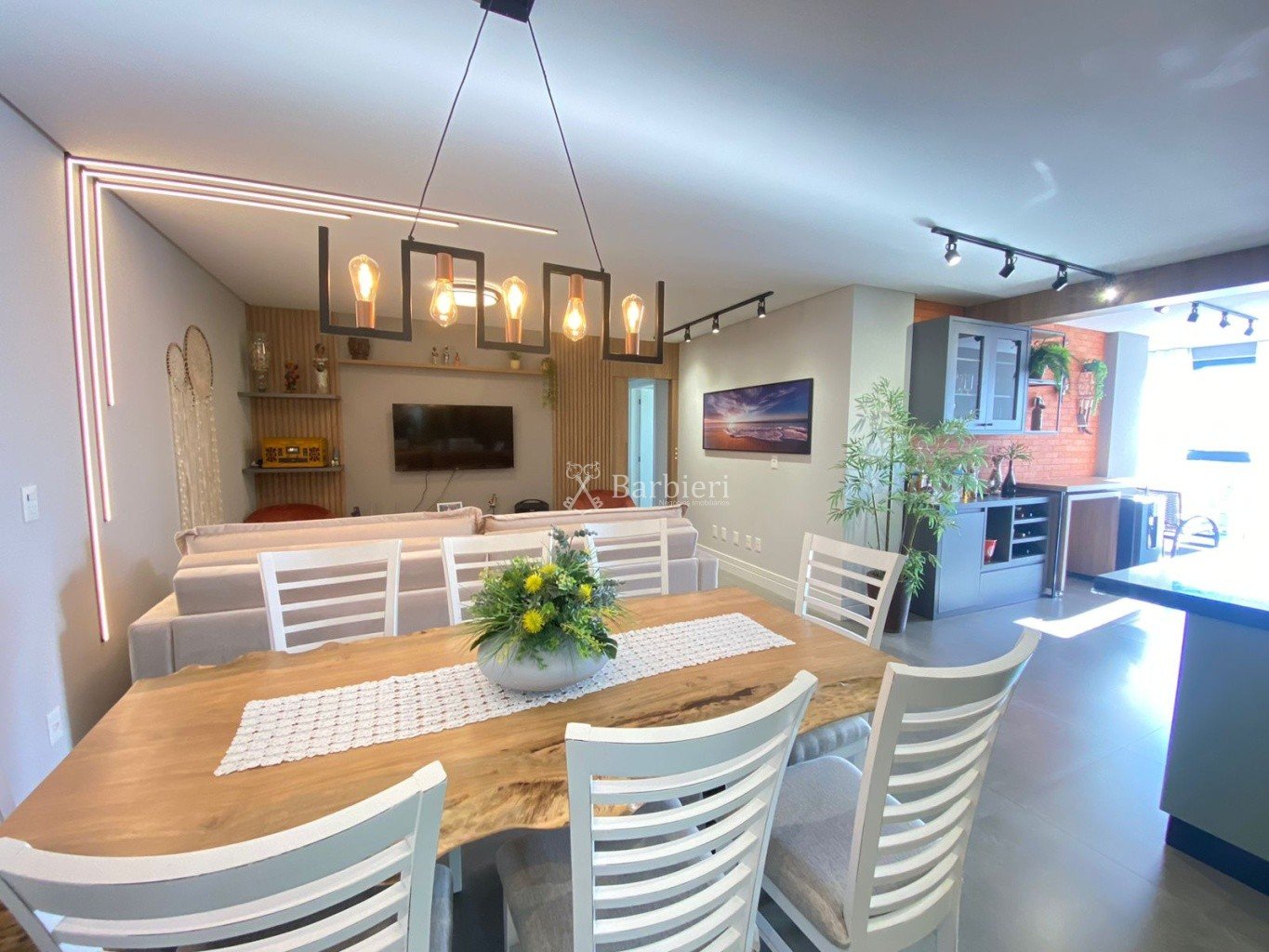 Apartamento em Meia Praia, Itapema