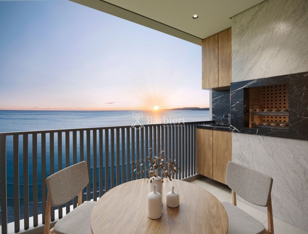 Apartamento em Balneário Perequê, Porto Belo