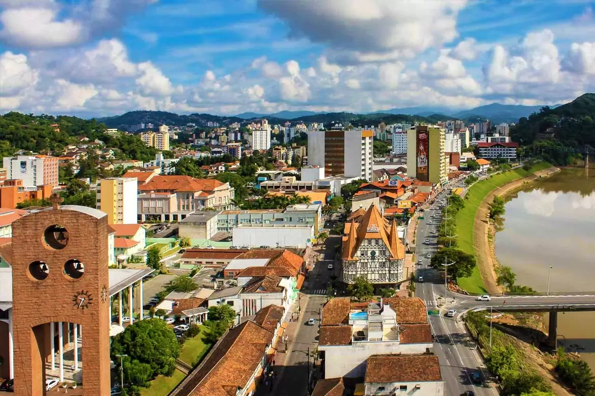 Guia Completo: Como Alugar um Imóvel em Blumenau
